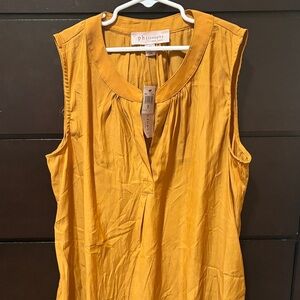 Philosophy Women's Golden Sleeveless Blouse